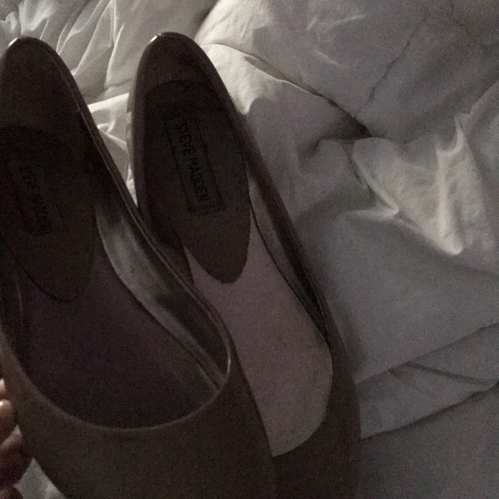 Nude Steve Madden flats